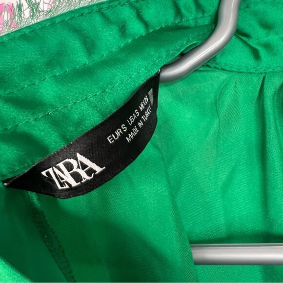 Zara blouse turtleneck style royal bright Vibrant Green Blouse ruffle neck - Picture 6 of 8